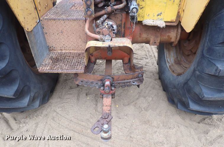 image for item DQ3100 1964 Minneapolis Moline M602  tractor