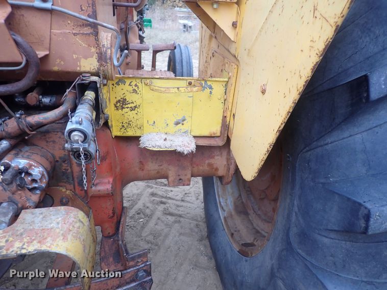 image for item DQ3100 1964 Minneapolis Moline M602  tractor