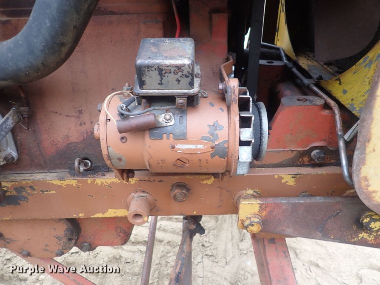 image for item DQ3100 1964 Minneapolis Moline M602  tractor