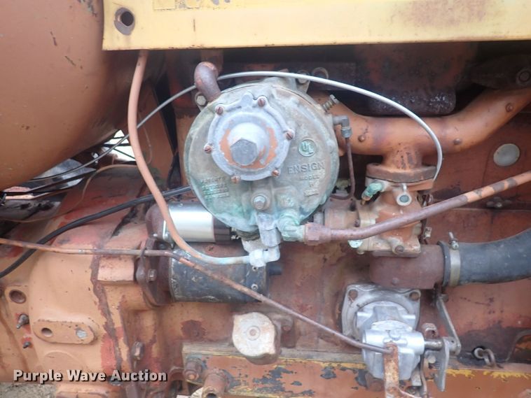 image for item DQ3100 1964 Minneapolis Moline M602  tractor