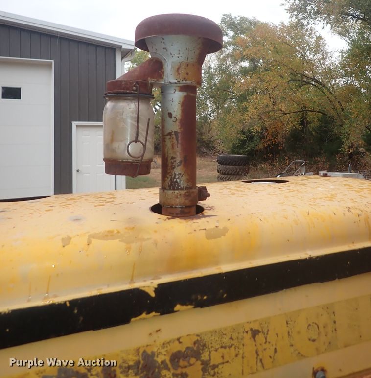 image for item DQ3100 1964 Minneapolis Moline M602  tractor