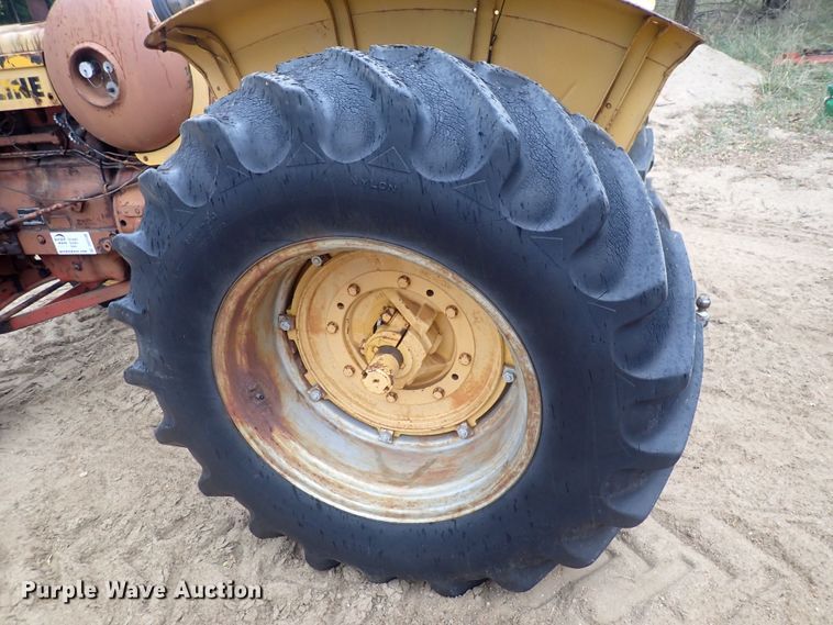 image for item DQ3100 1964 Minneapolis Moline M602  tractor