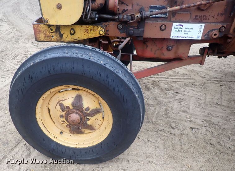 image for item DQ3100 1964 Minneapolis Moline M602  tractor