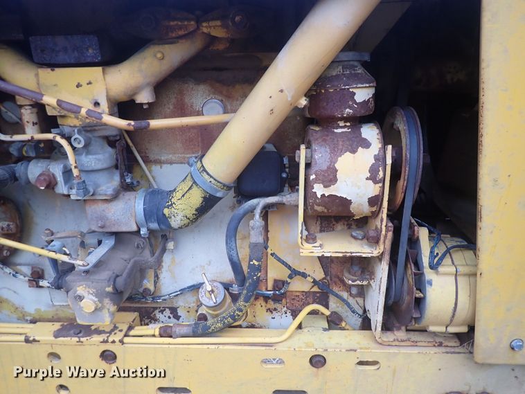 image for item DQ3101 Minneapolis Moline M670 Super  tractor