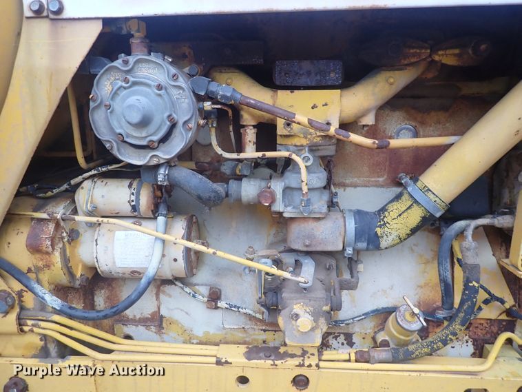 image for item DQ3101 Minneapolis Moline M670 Super  tractor