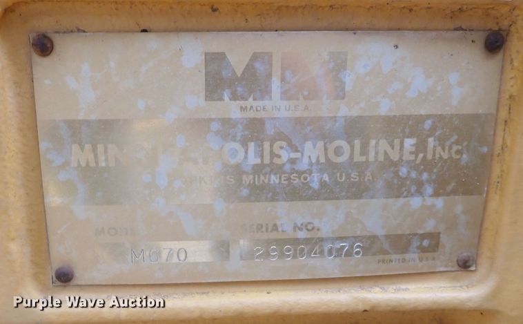 image for item DQ3101 Minneapolis Moline M670 Super  tractor