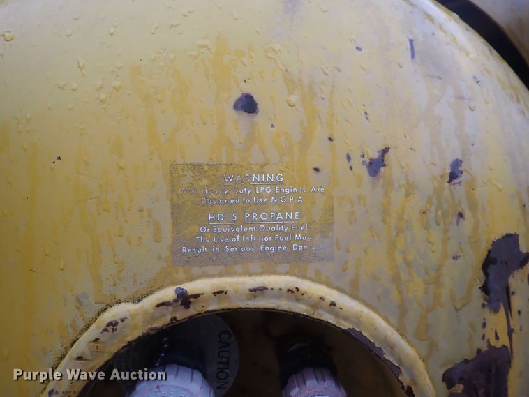 image for item DQ3101 Minneapolis Moline M670 Super  tractor