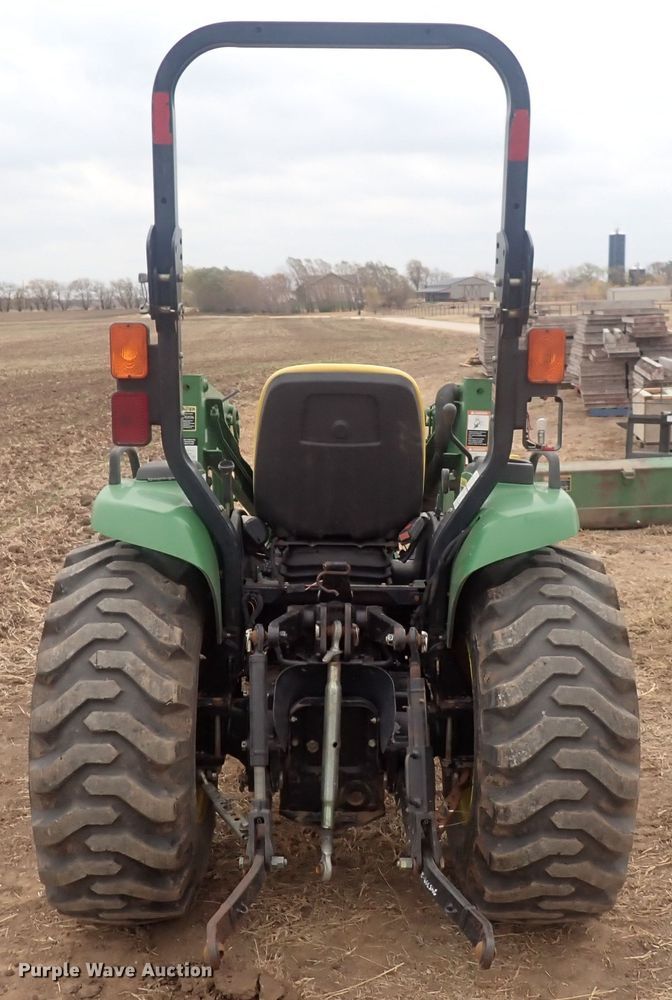 image for item DQ3116 2002 John Deere 4410  MFWD tractor