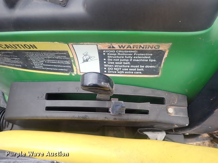 image for item DQ3116 2002 John Deere 4410  MFWD tractor