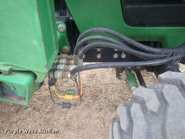 image for item DQ3116 2002 John Deere 4410  MFWD tractor