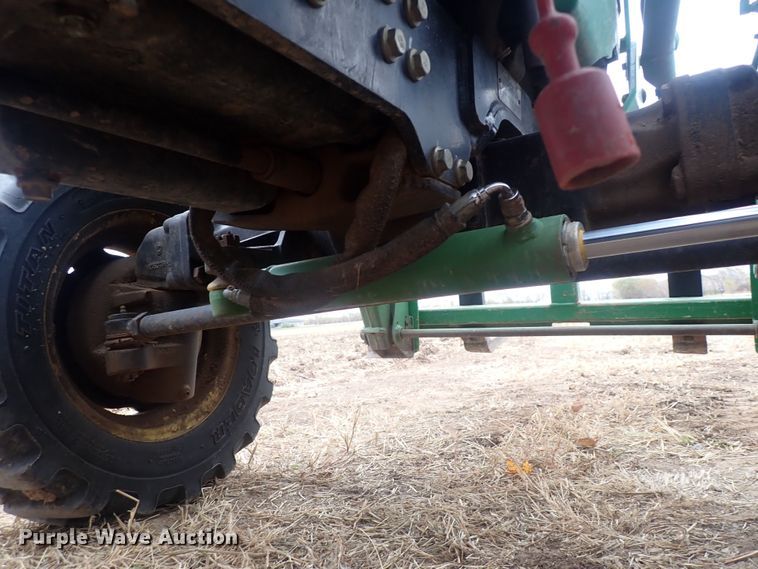 image for item DQ3116 2002 John Deere 4410  MFWD tractor