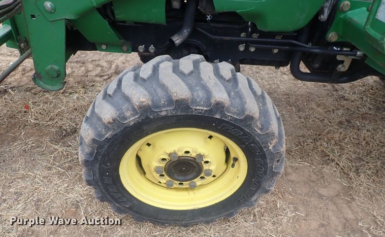 image for item DQ3116 2002 John Deere 4410  MFWD tractor