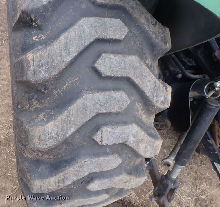 image for item DQ3116 2002 John Deere 4410  MFWD tractor