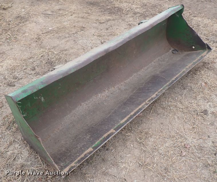 image for item DQ3116 2002 John Deere 4410  MFWD tractor