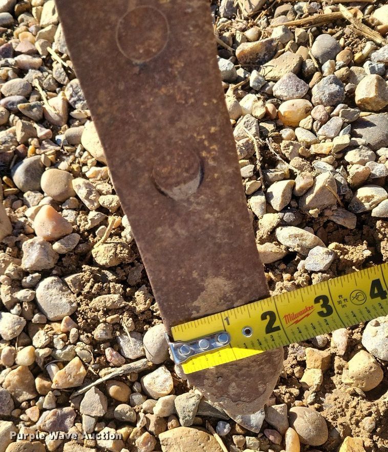 image for item DR5502 John Deere 1600  chisel