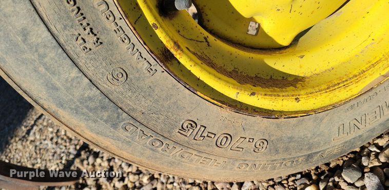 image for item DR5502 John Deere 1600  chisel