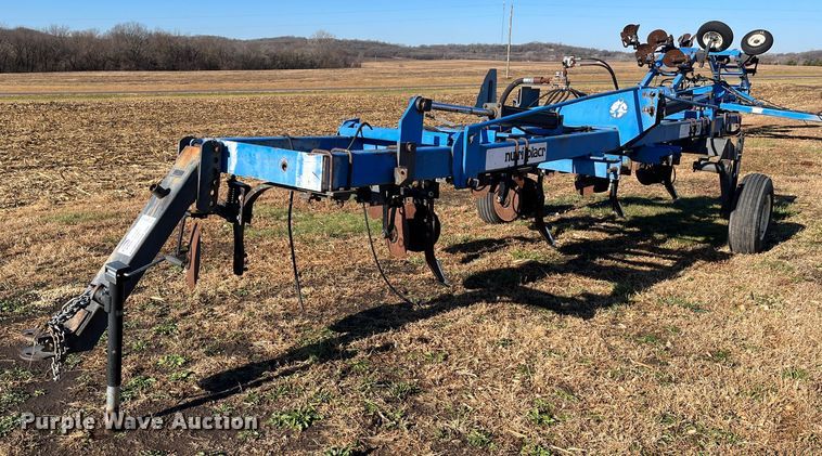 image for item DR7313 DMI Nutri-Placr 3250  NH3 applicator