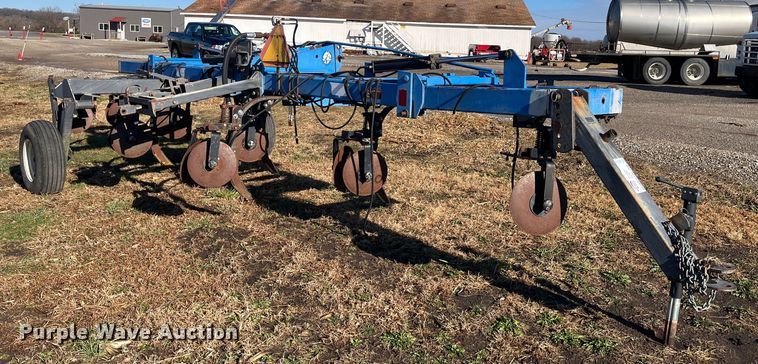 image for item DR7313 DMI Nutri-Placr 3250  NH3 applicator