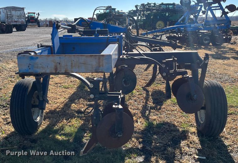 image for item DR7313 DMI Nutri-Placr 3250  NH3 applicator