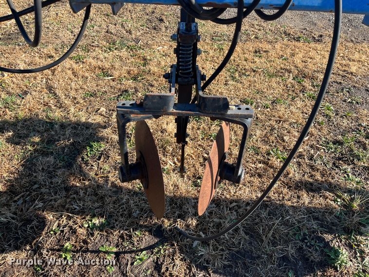 image for item DR7313 DMI Nutri-Placr 3250  NH3 applicator