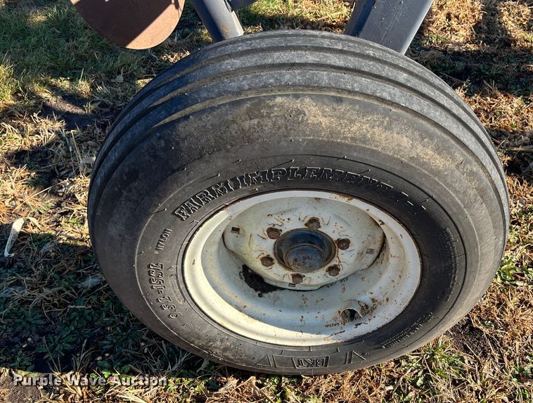 image for item DR7313 DMI Nutri-Placr 3250  NH3 applicator