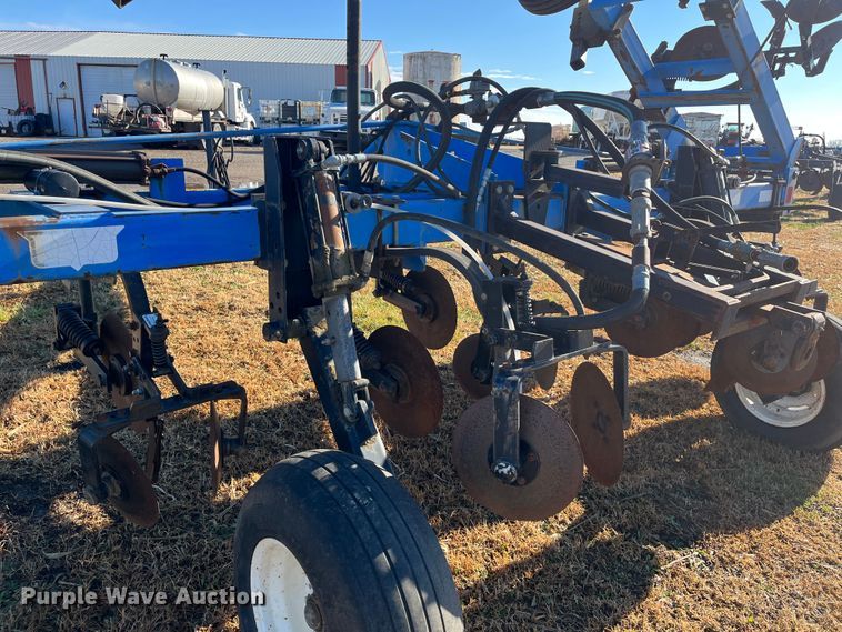 image for item DR7314 DMI Nutri-Placr 3250  NH3 applicator