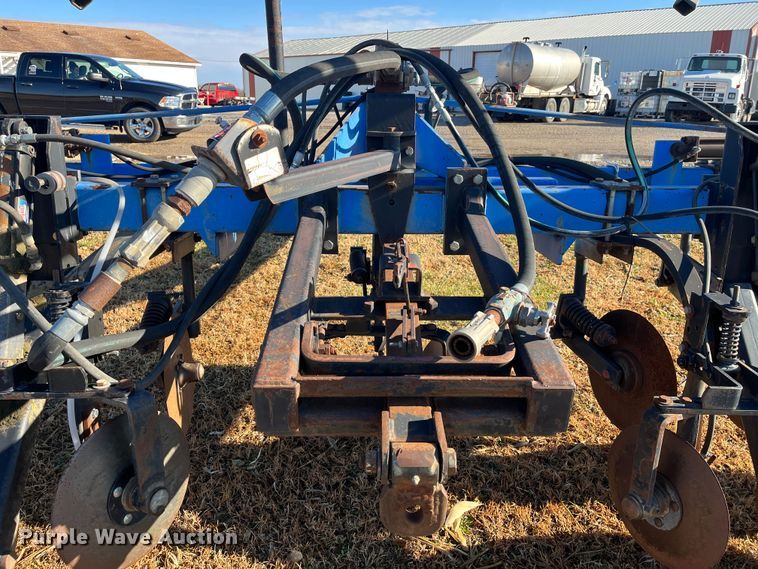 image for item DR7314 DMI Nutri-Placr 3250  NH3 applicator