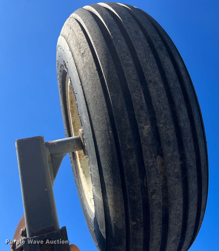 image for item DR7314 DMI Nutri-Placr 3250  NH3 applicator