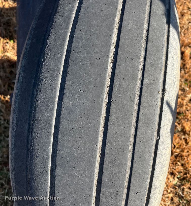 image for item DR7314 DMI Nutri-Placr 3250  NH3 applicator