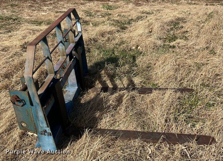 image for item DR7320 1975 Ford 9600  tractor