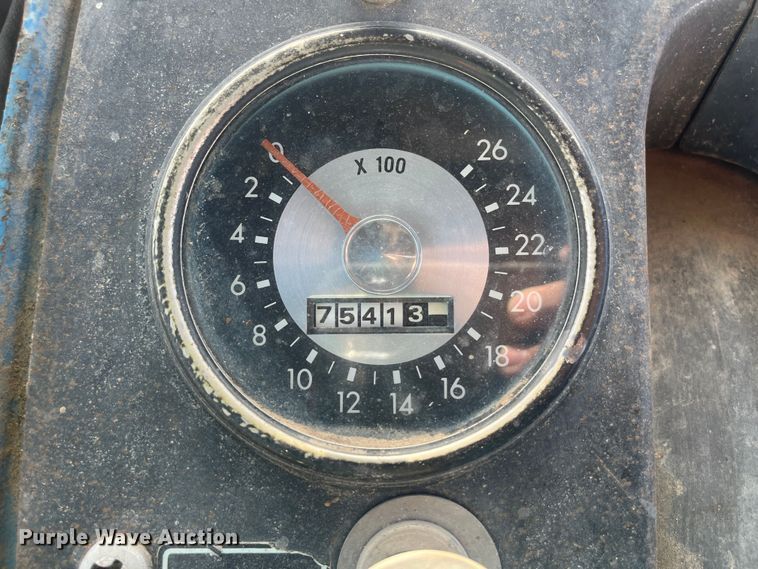 image for item DR7320 1975 Ford 9600  tractor