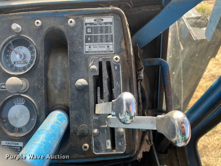 image for item DR7320 1975 Ford 9600  tractor
