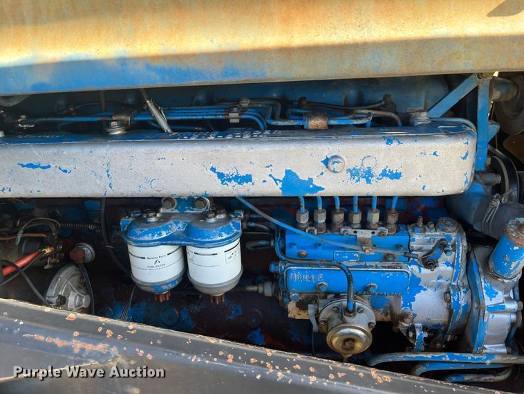 image for item DR7320 1975 Ford 9600  tractor