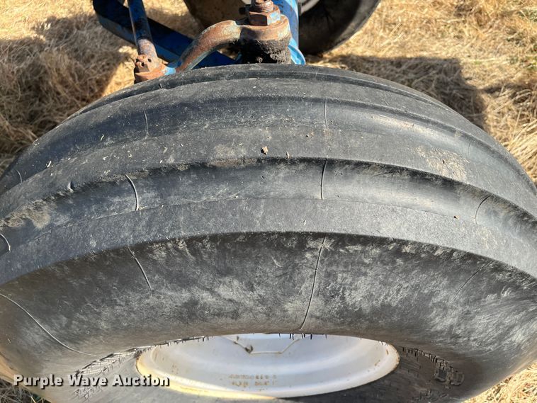 image for item DR7320 1975 Ford 9600  tractor