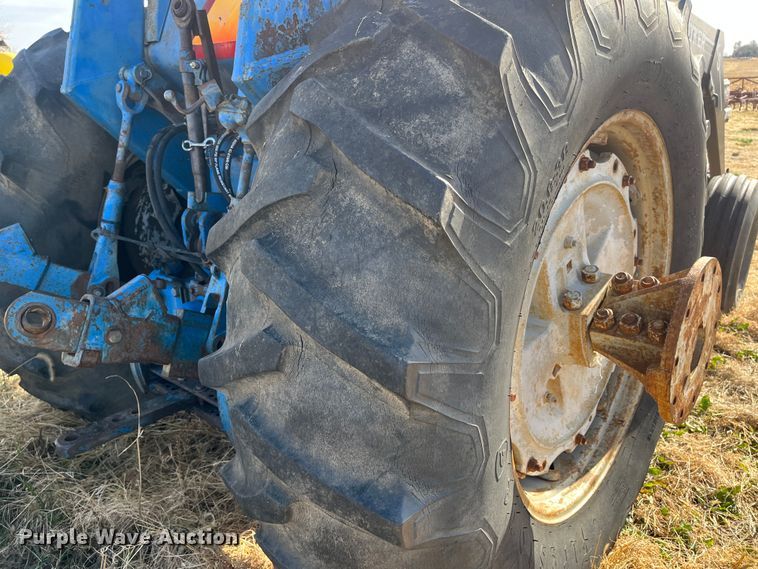 image for item DR7320 1975 Ford 9600  tractor