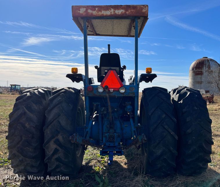 image for item DR7321 1980 Ford 7700  tractor