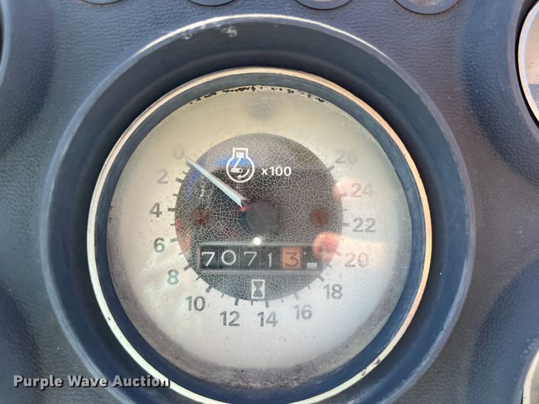 image for item DR7321 1980 Ford 7700  tractor