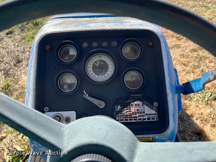 image for item DR7321 1980 Ford 7700  tractor