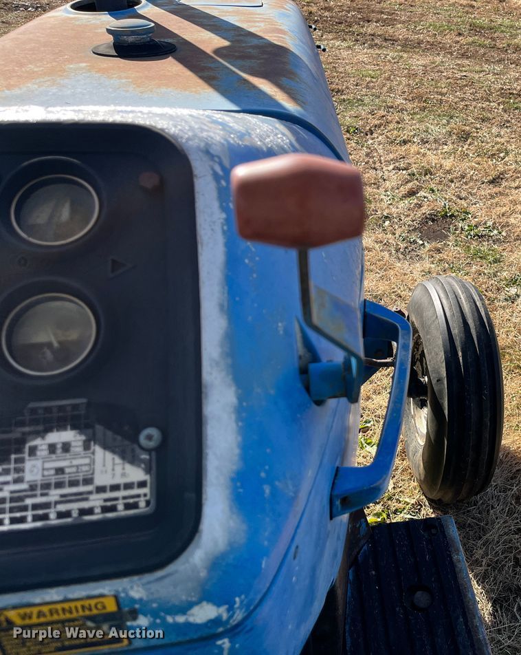 image for item DR7321 1980 Ford 7700  tractor