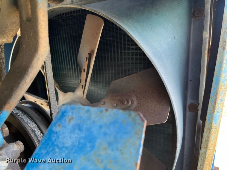 image for item DR7321 1980 Ford 7700  tractor