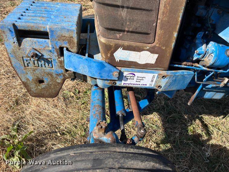 image for item DR7321 1980 Ford 7700  tractor