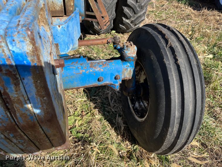 image for item DR7321 1980 Ford 7700  tractor