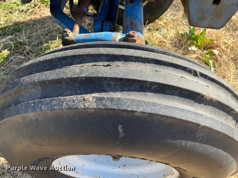 image for item DR7321 1980 Ford 7700  tractor