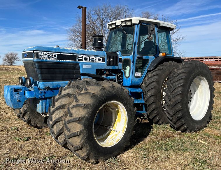 image for item DR7322 1991 Ford 8830  MFWD tractor