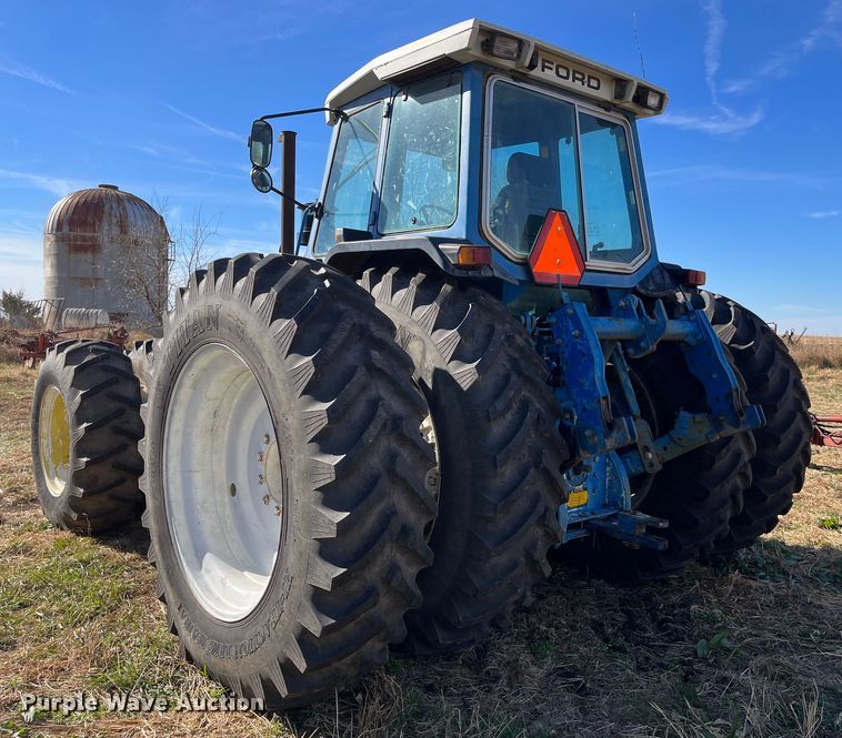 image for item DR7322 1991 Ford 8830  MFWD tractor