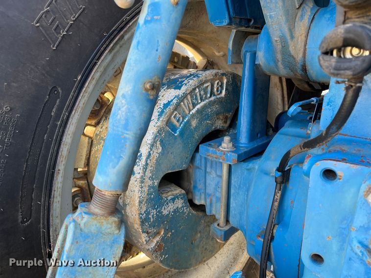 image for item DR7322 1991 Ford 8830  MFWD tractor