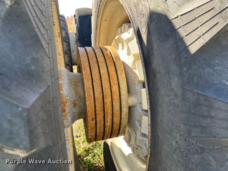 image for item DR7322 1991 Ford 8830  MFWD tractor