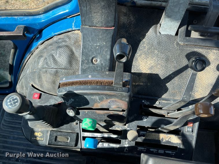 image for item DR7322 1991 Ford 8830  MFWD tractor