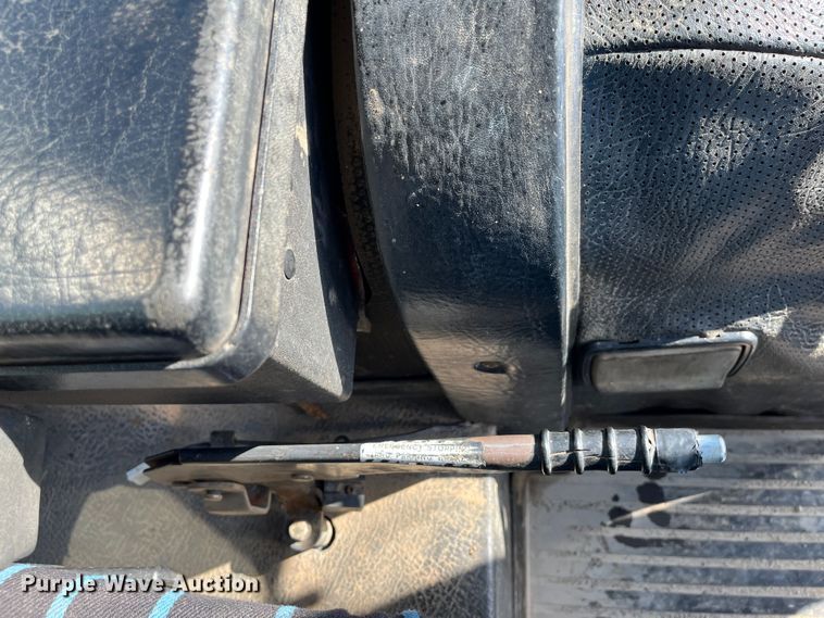 image for item DR7322 1991 Ford 8830  MFWD tractor