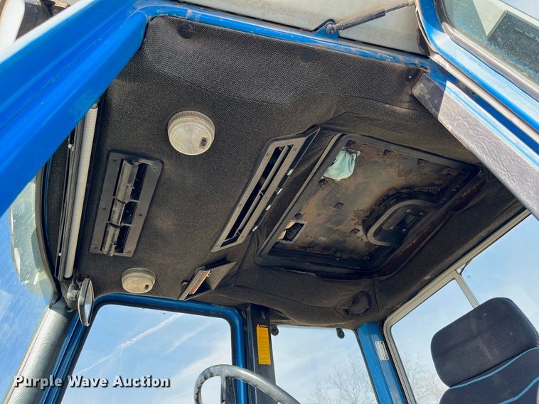 image for item DR7322 1991 Ford 8830  MFWD tractor